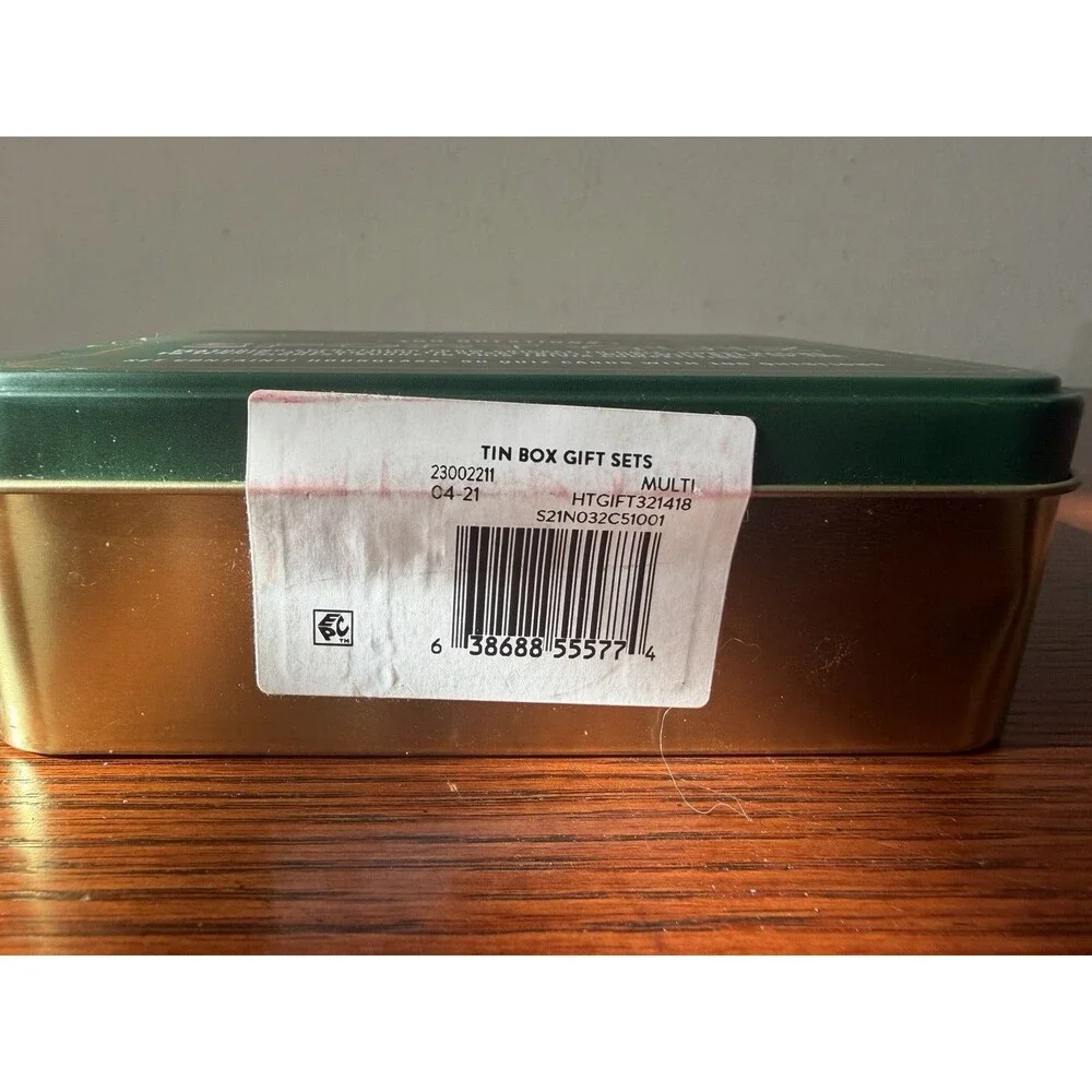 SPORT QUIZ 100 QUESTIONS SET IN TIN CONTAINS 50 CARDS 100 TRIVIA QUESTIONS